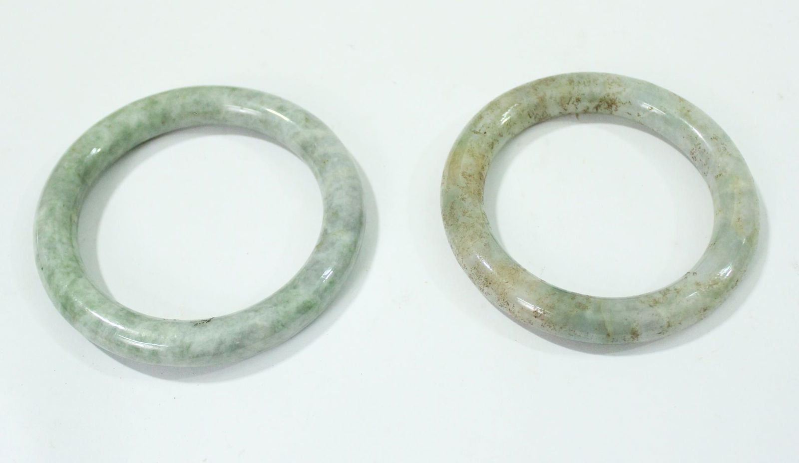 Two Chinese Jade Bangle Bracelets (1 of 4)