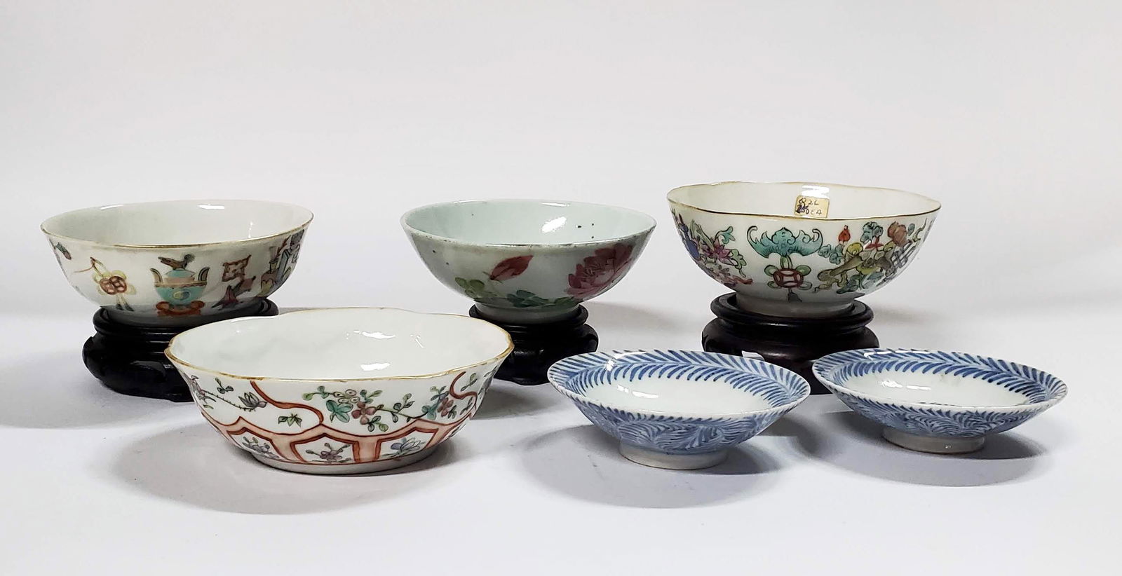 Lot of 6 Antique Chinese Porcelain Bowls (1 of 15)