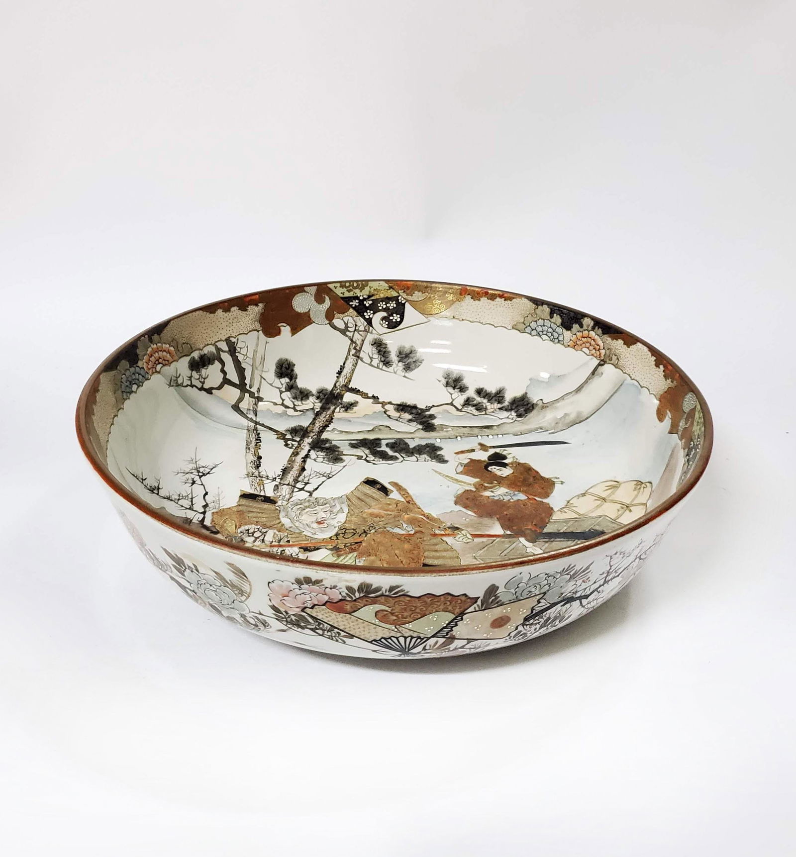 Antique Japanese Kutani Porcelain Large Bowl, 19th c. (1 of 5)