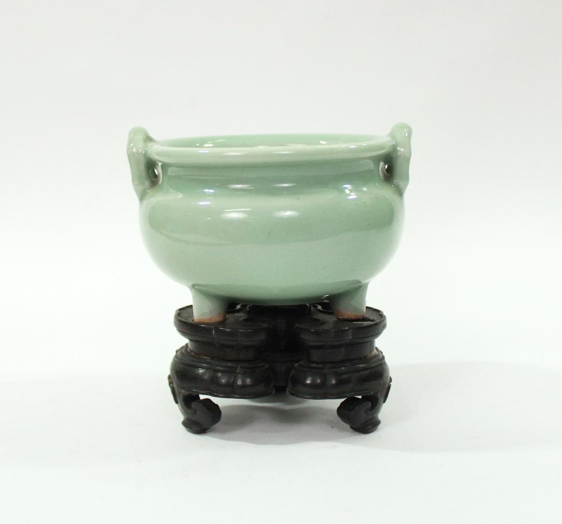 Antique Chinese Celadon Censer w Stand (1 of 5)