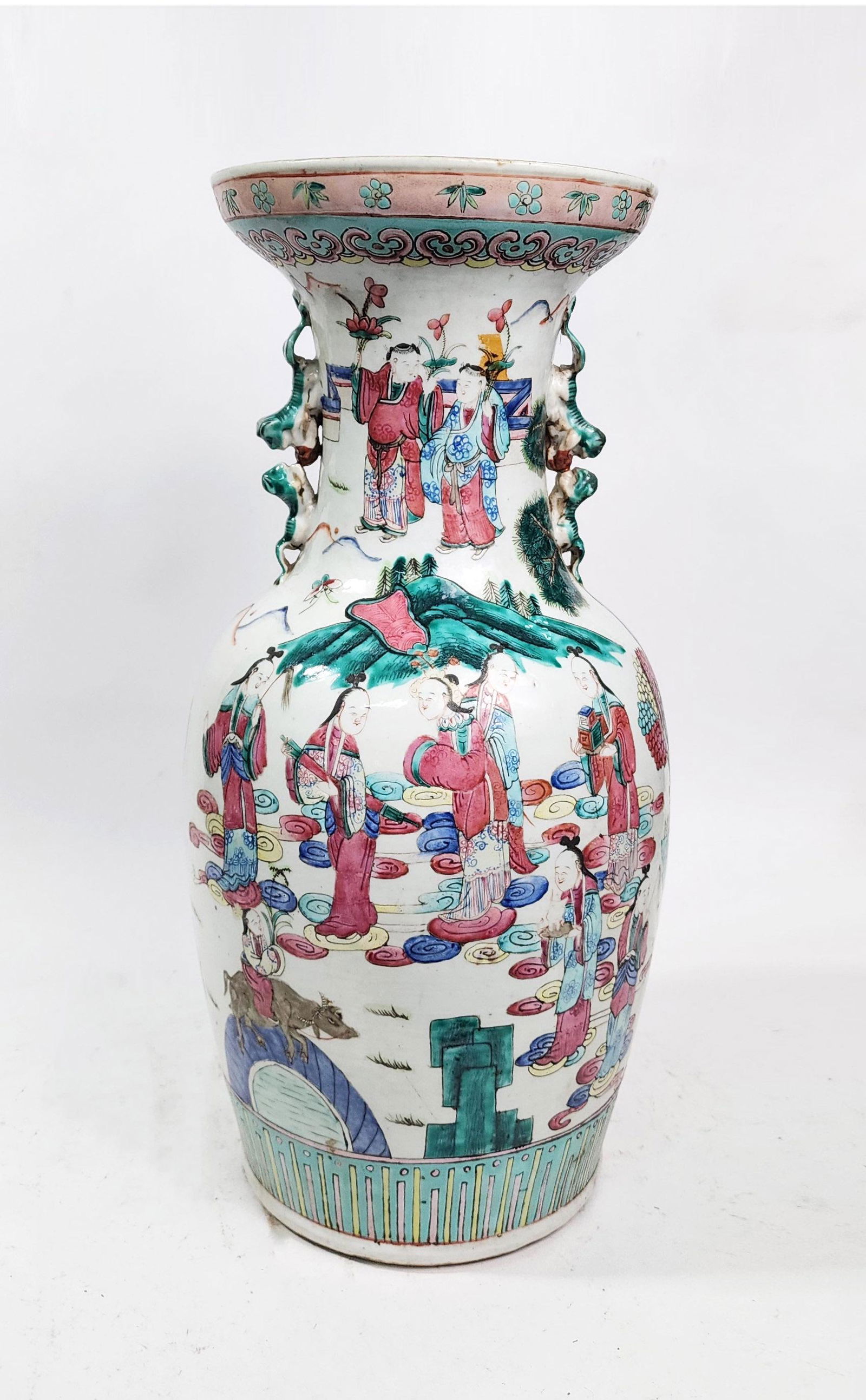 Antique Chinese Famille Rose Large Porcelain Vase (1 of 11)