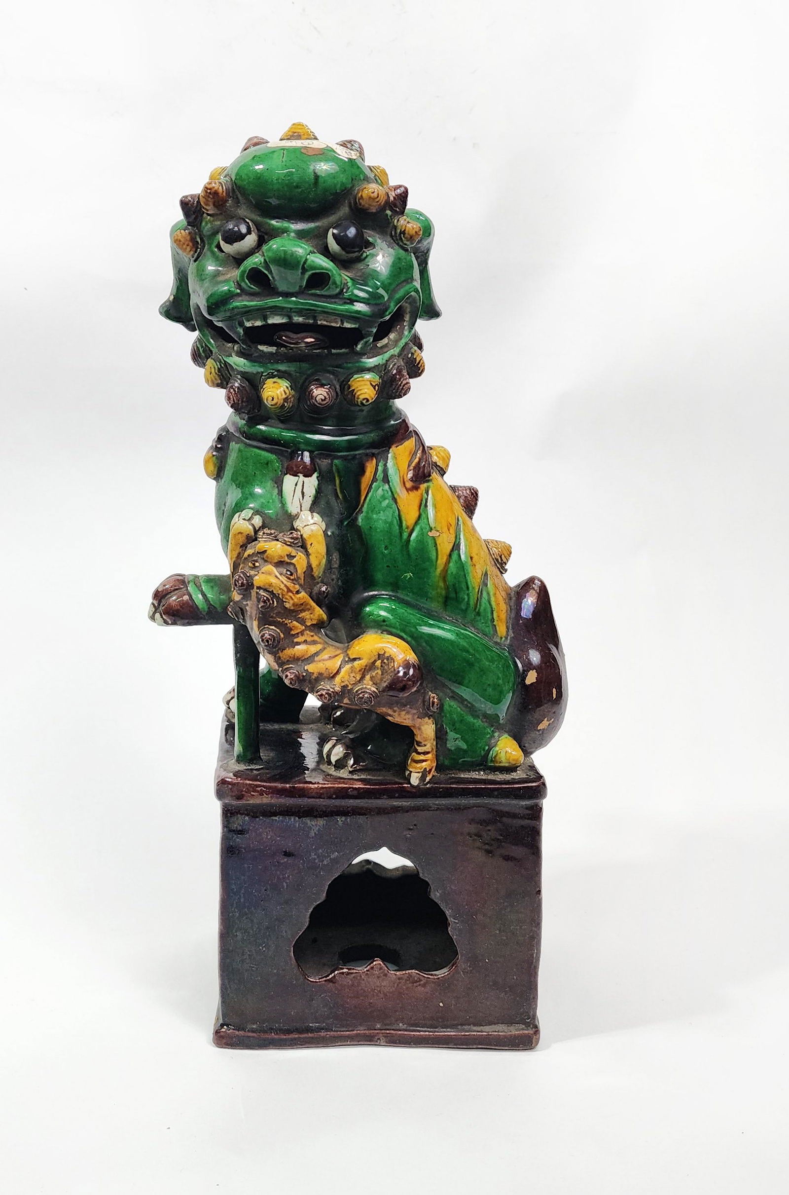 Antique Chinese Sancai Glazed Ceramic Foo Dog (1 of 7)