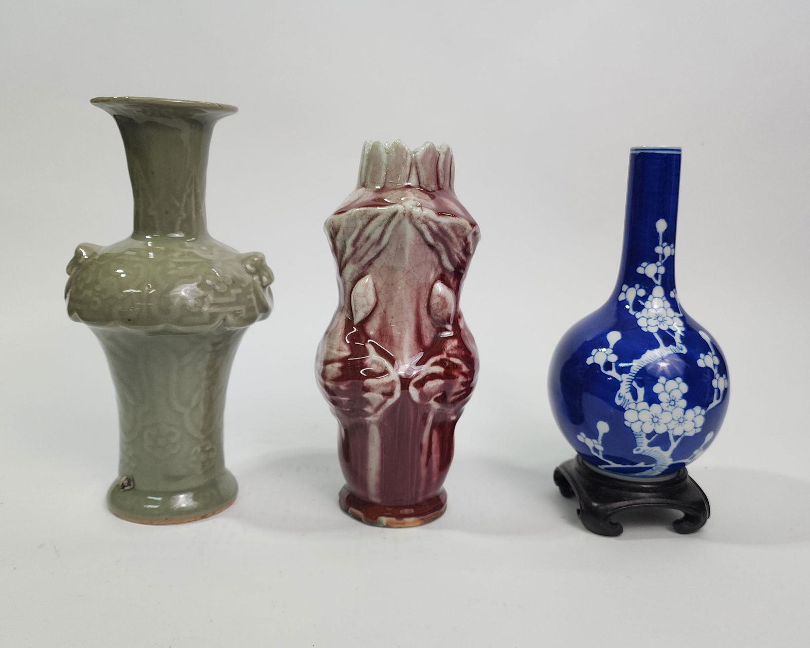 Lot of 3 Chinese Porcelain Vases (1 of 11)