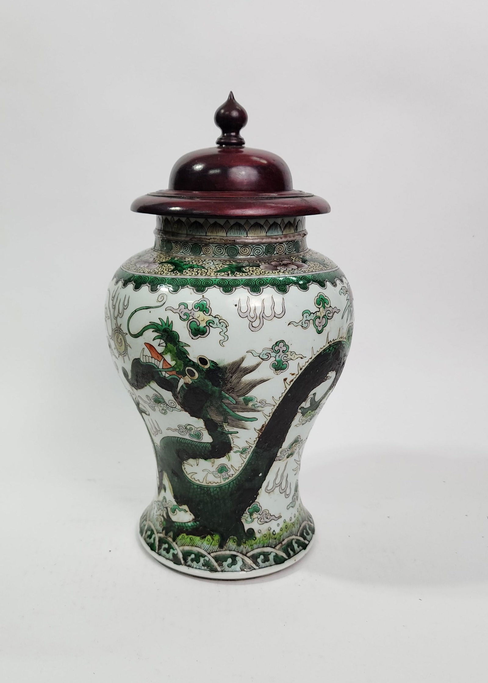 Antique Chinese Kangxi Marked Famille Verte Dragon Jar (1 of 11)