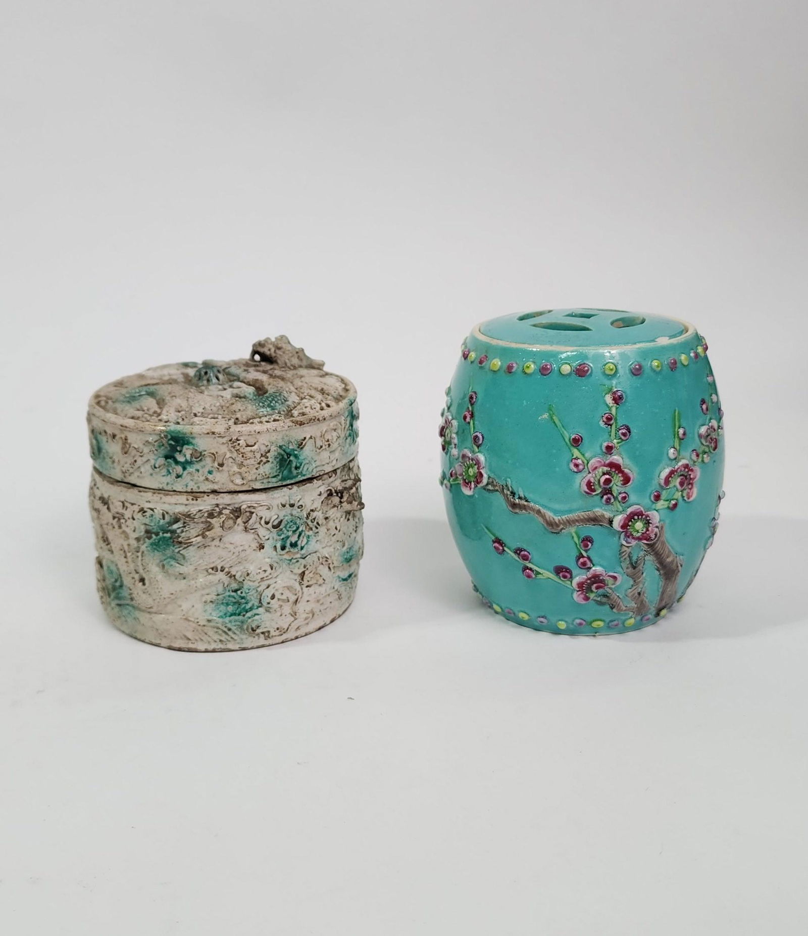 Lot of the Chinese Porcelain Lidded Containers (1 of 9)