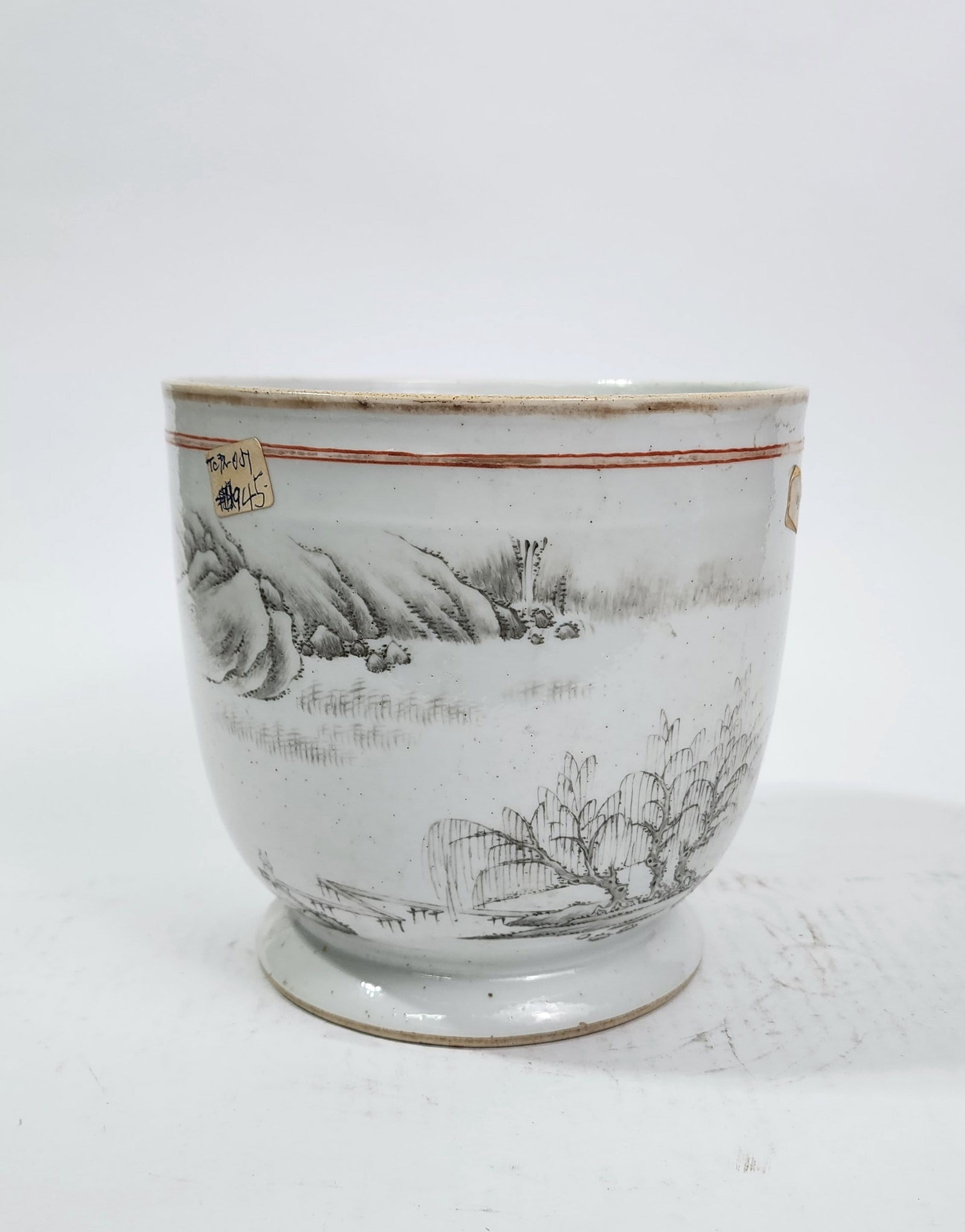 Antique Chinese Export Porcelain Planter (1 of 12)