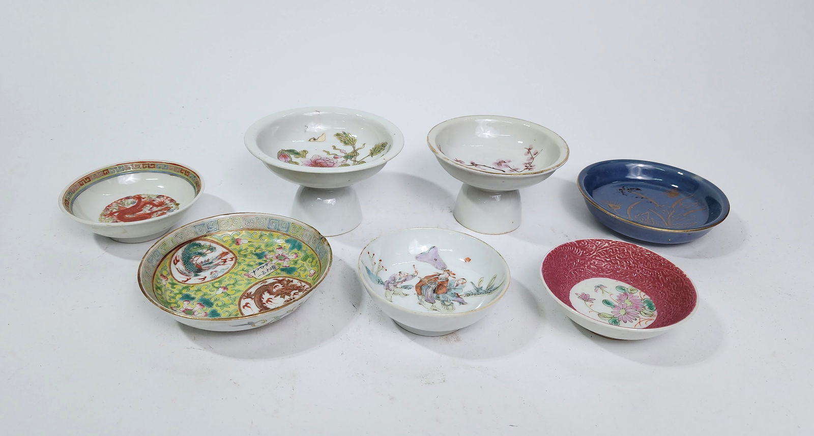Lot 7 Antique Chinese Porcelain Dishes (1 of 10)