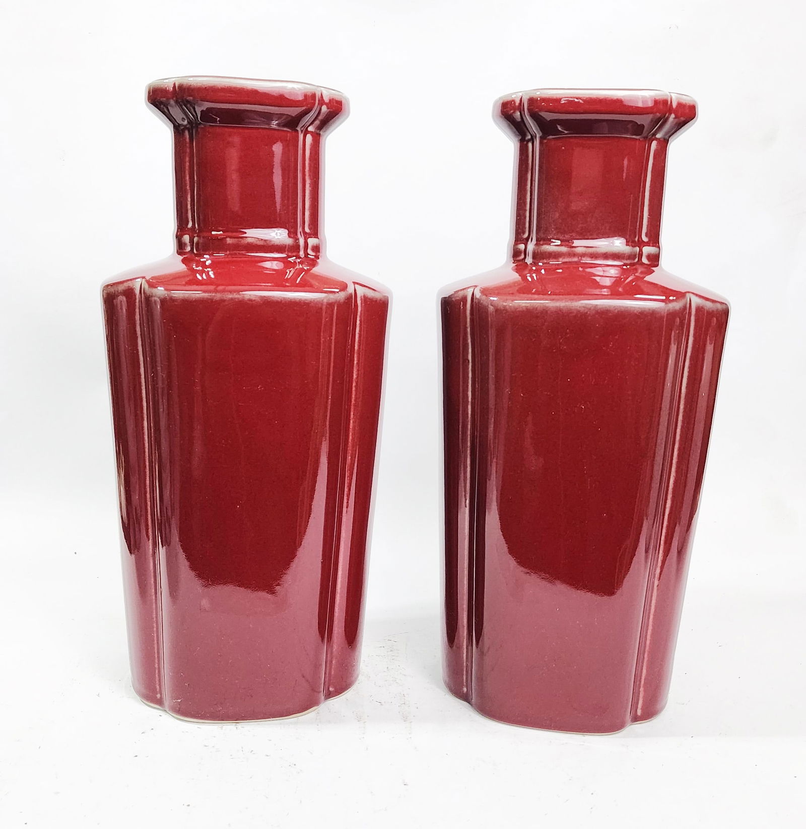 Pair of Chinese Red Glazed Large Porcelain Vases (1 of 11)