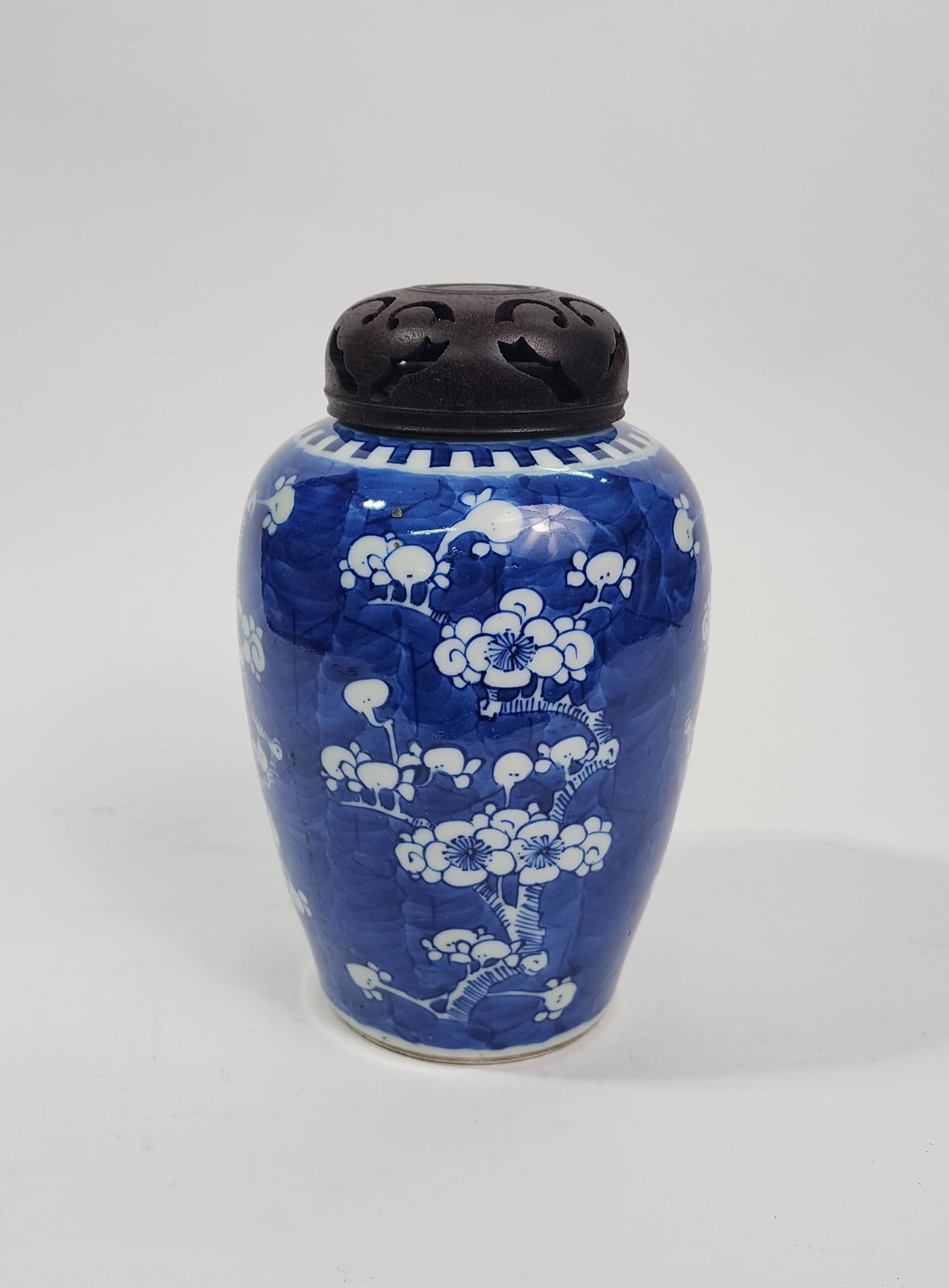 Antique Chinese Blue & White Hawthorne Pattern Porcelain Jar (1 of 10)