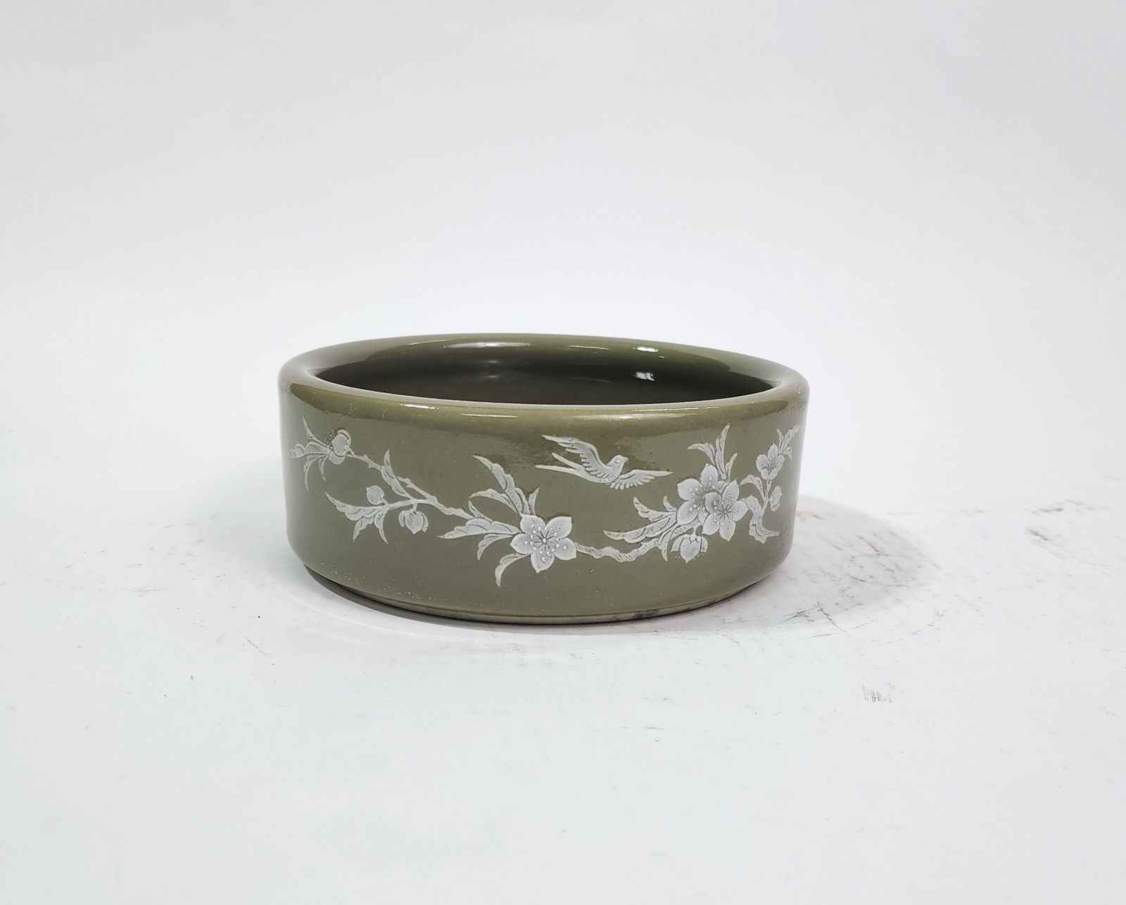 Chinese Export Jingdezhen Celadon Glazed Round Dish (1 of 7)