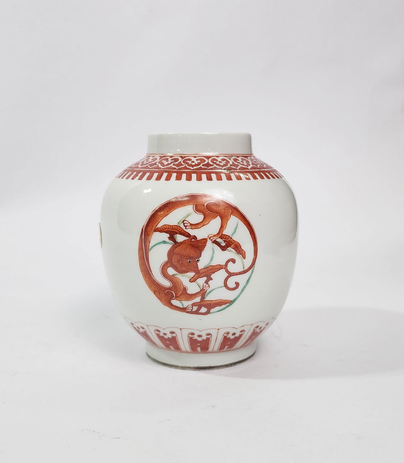Antique Chinese Porcelain Small Dragon Jar (1 of 17)