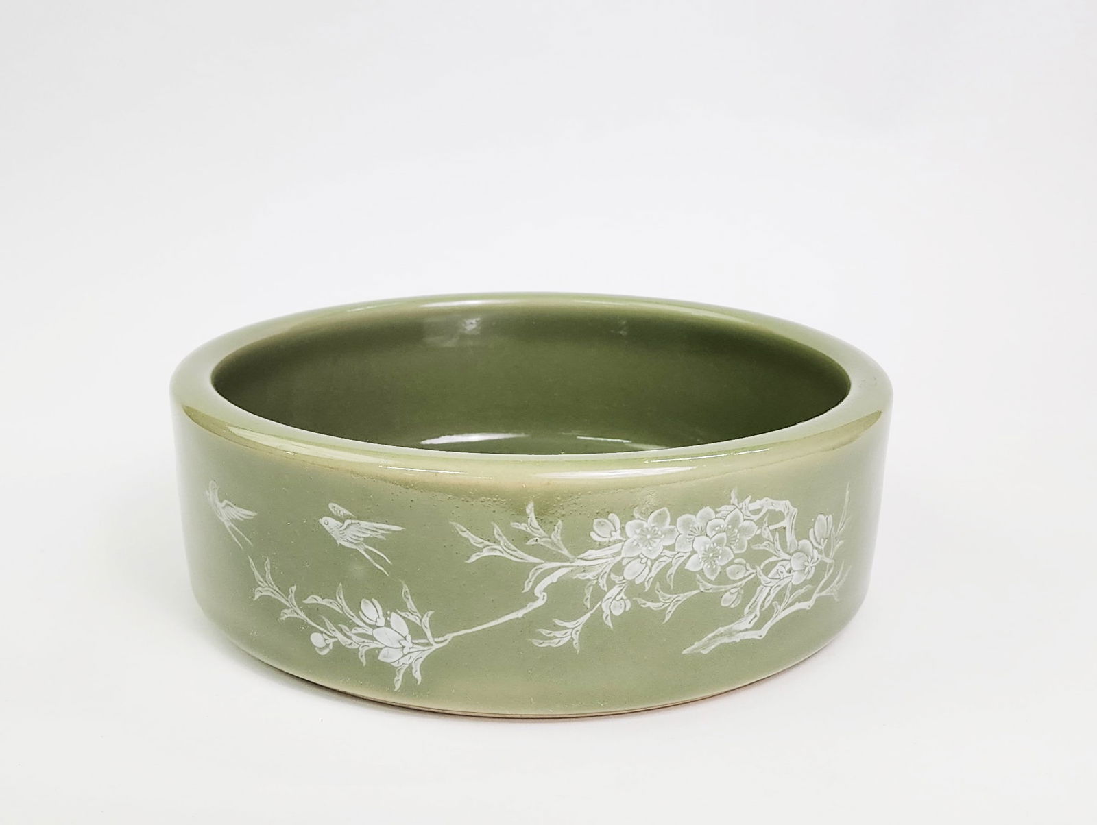 Chinese Jingdezhen Celadon Glazed Round Dish/ Planter (1 of 5)