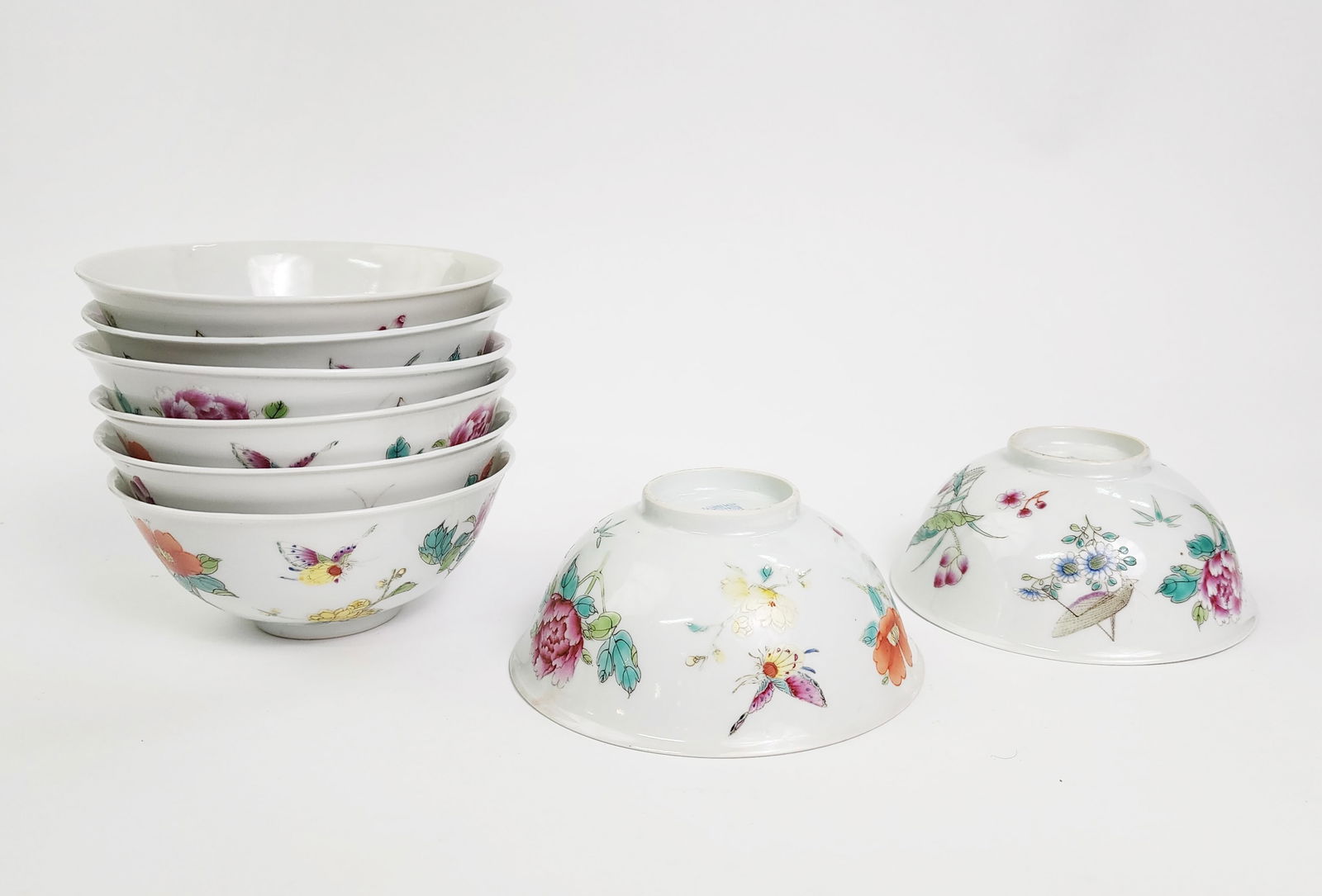 Set of 8 Chinese Export Yawan Collection Famille Rose Porcelain Bowls (1 of 6)