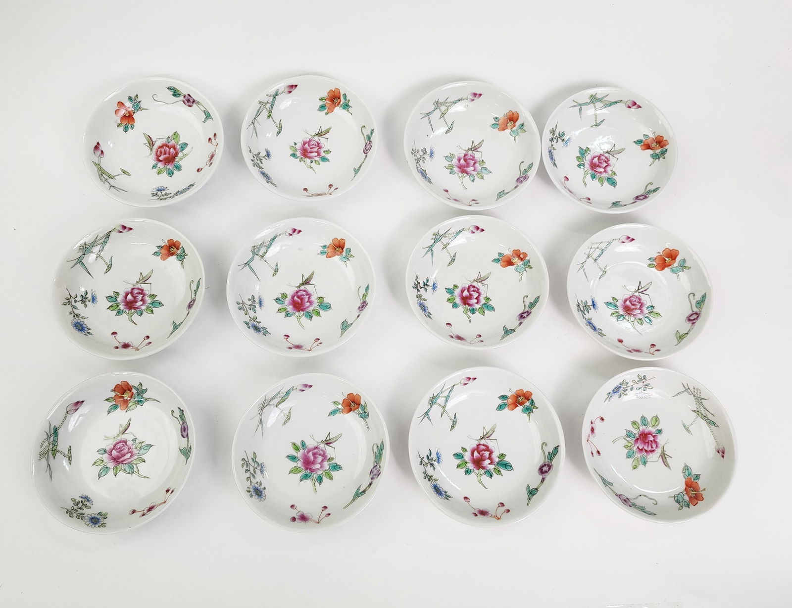 Set of 12 Chinese Export Yawan Collection Famille Rose Porcelain Small Dishes (1 of 5)
