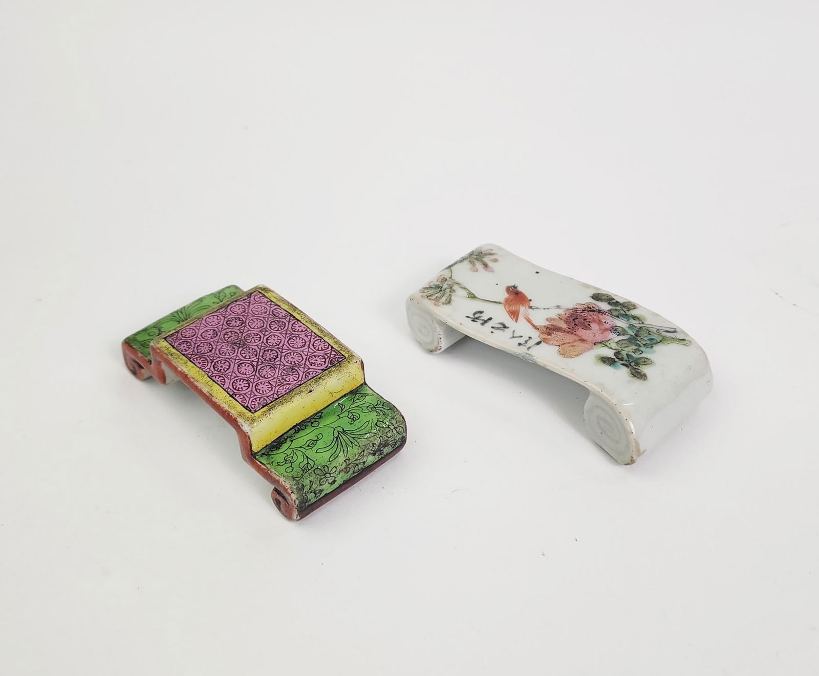 Lot of 2 Antique Chinese Porcelain Brush Holders (1 of 9)