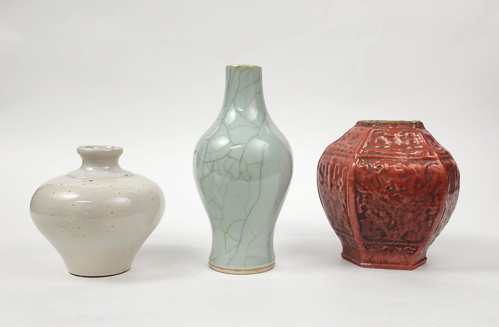 Lot of 3 Antique Chinese Porcelain Vases (1 of 8)