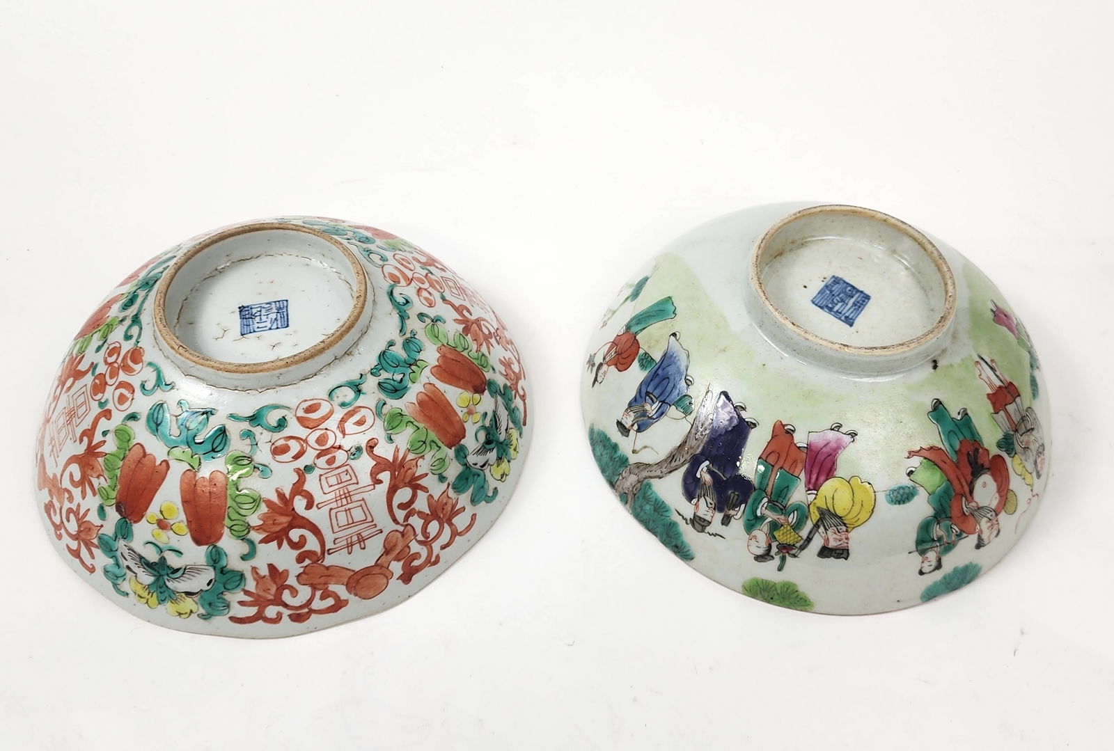 Lot of 2 Antique Chinese Famille Rose Porcelain Bowls (1 of 7)