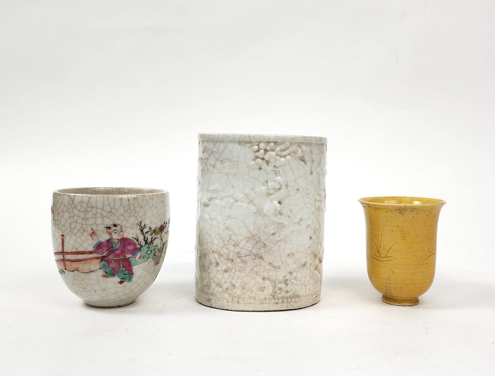 Lot of 3 Antique Chinese Porcelain Vessels (1 of 6)