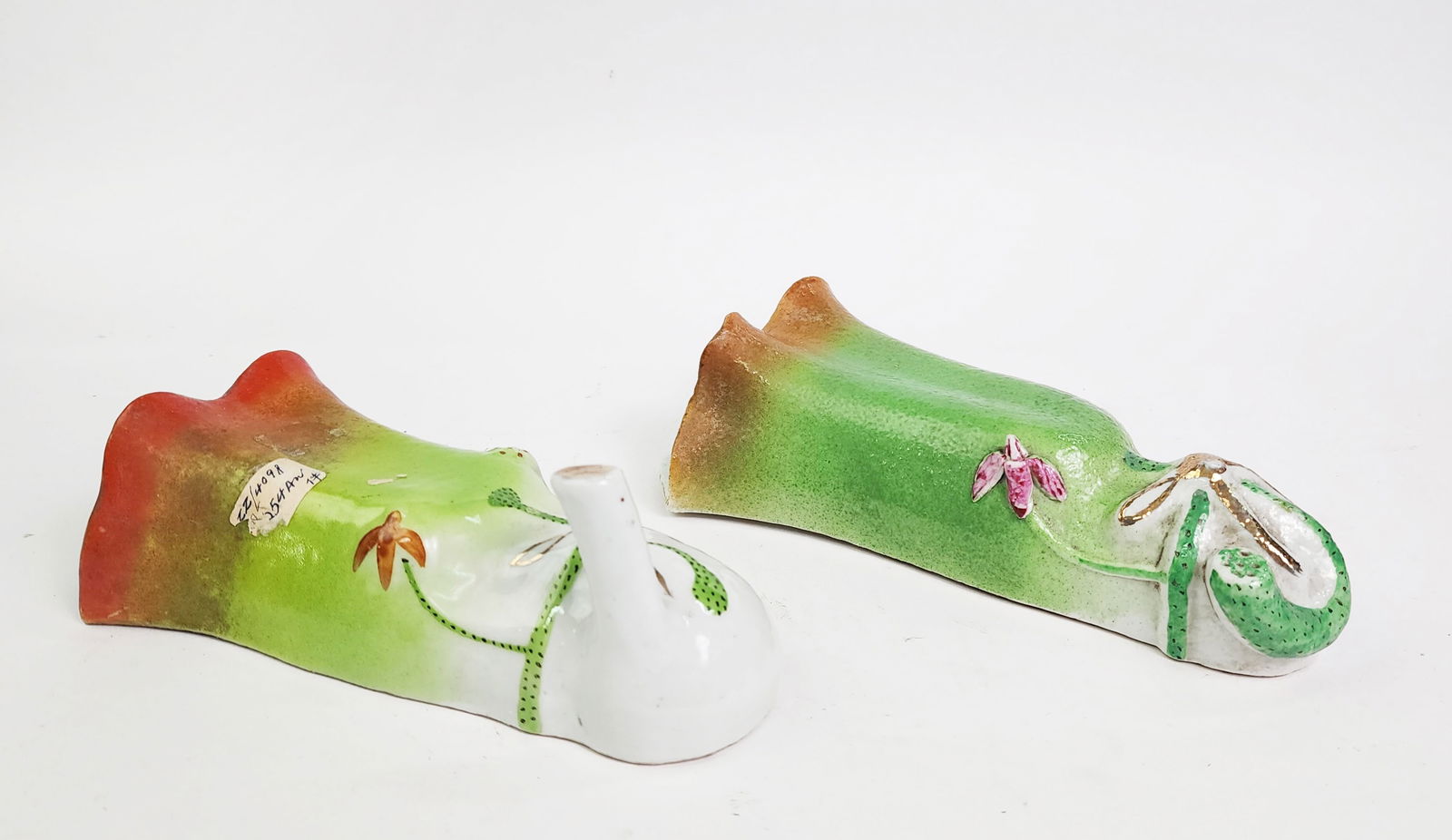 Lot of Two Chinese Porcelain Wall Pocket Vases (1 of 8)