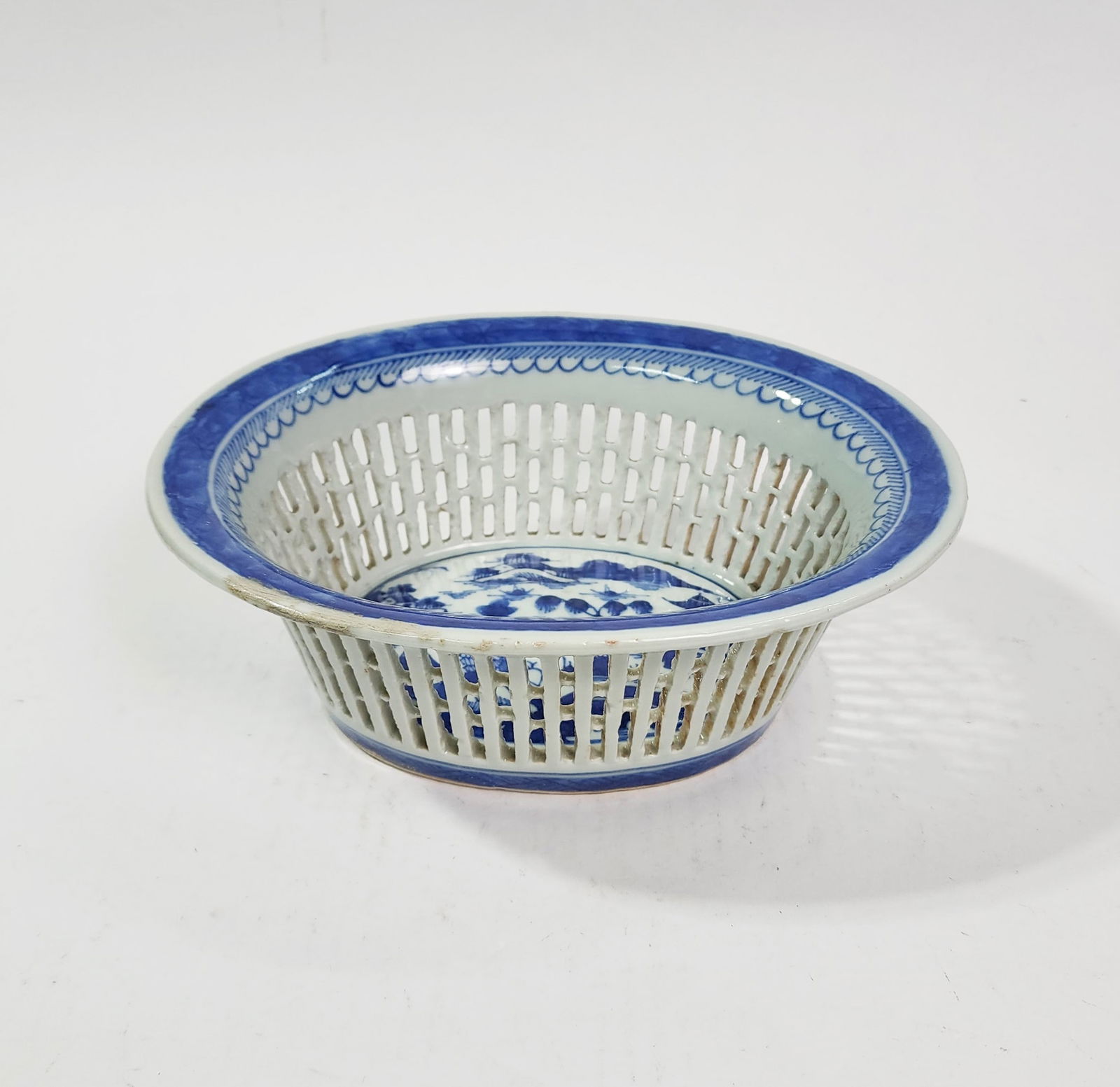 Antique Chinese Export Blue & White Porcelain Basket (1 of 6)