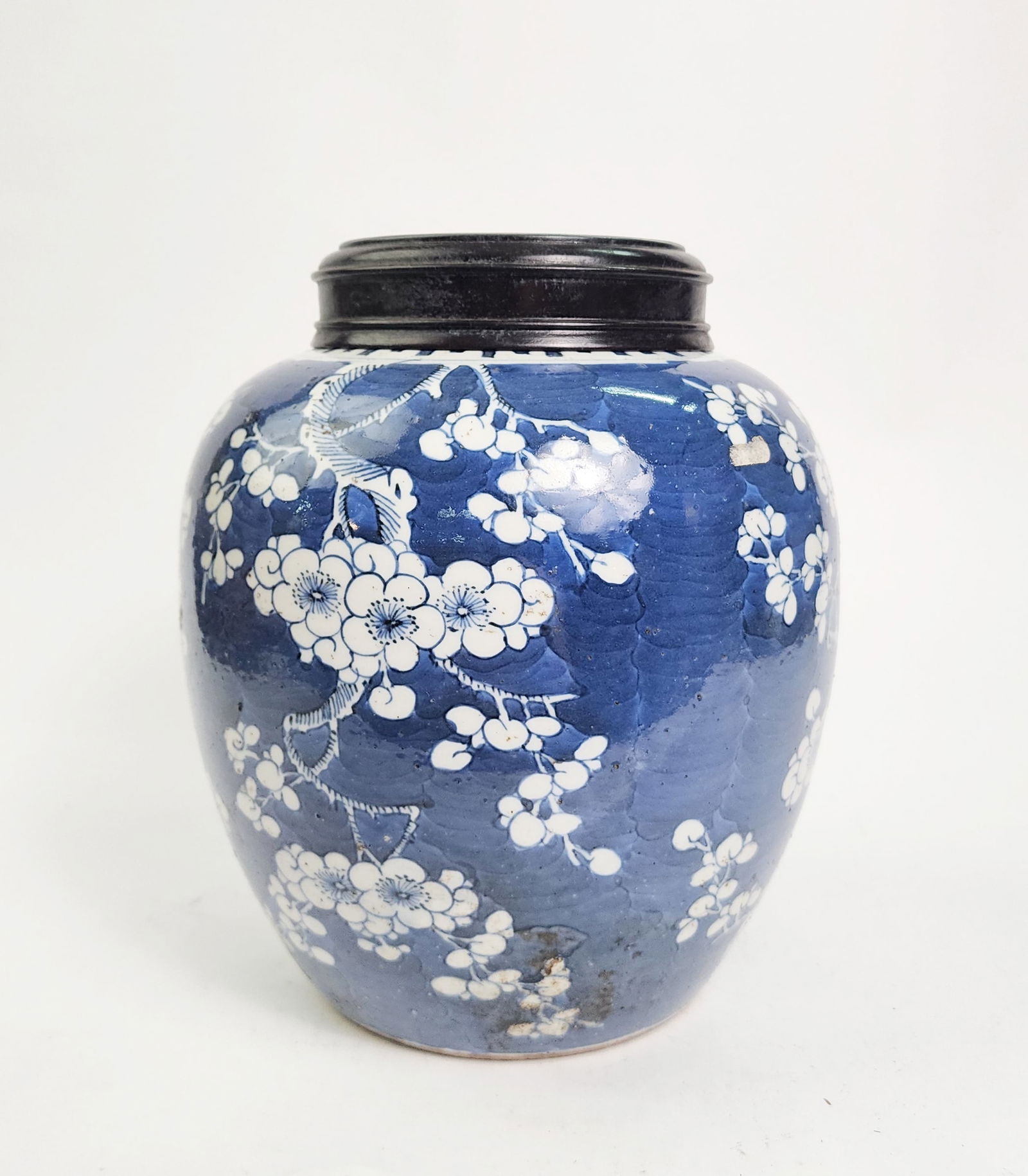 Antique Chinese Blue & White Hawthorne Pattern Jar (1 of 6)