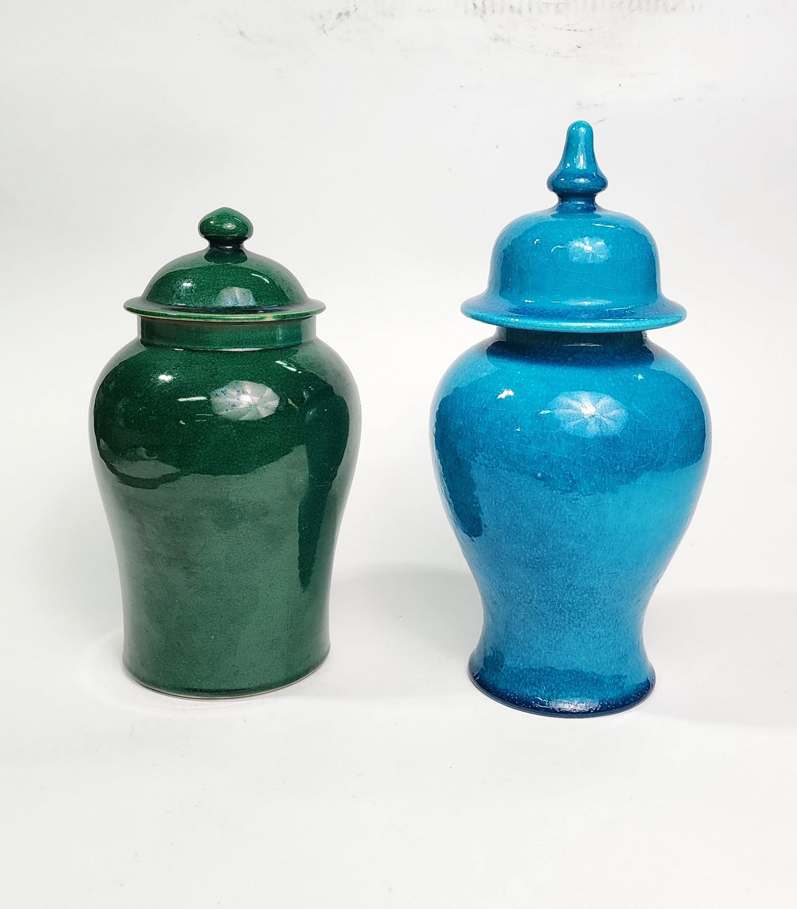 Lot of 2 Chinese Export Green & Turquoise Porcelain Jars (1 of 6)