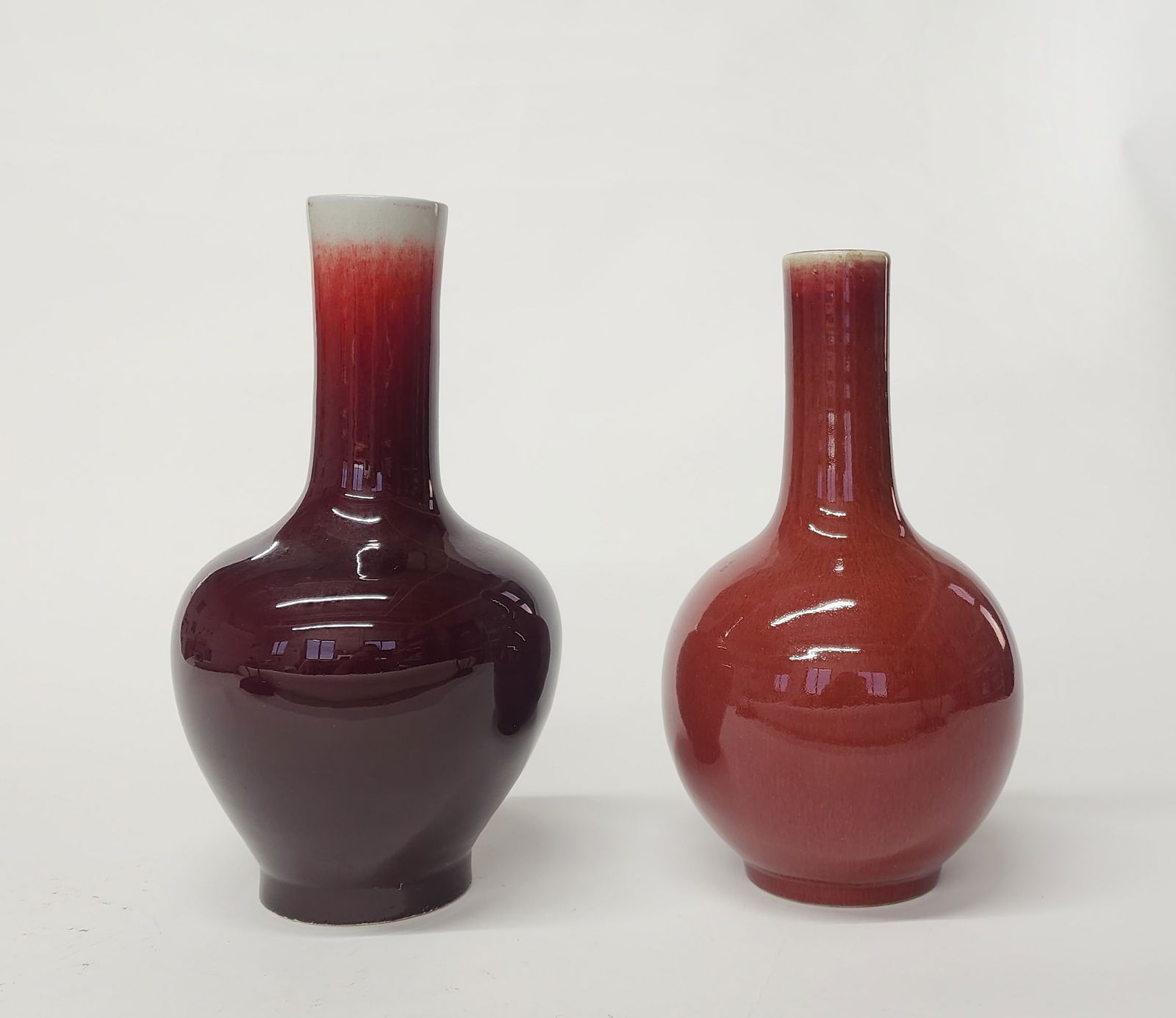 Lot of 2 Chinese Copper Red Glazed Porcelain Vases, Jingdezhen (1 of 8)