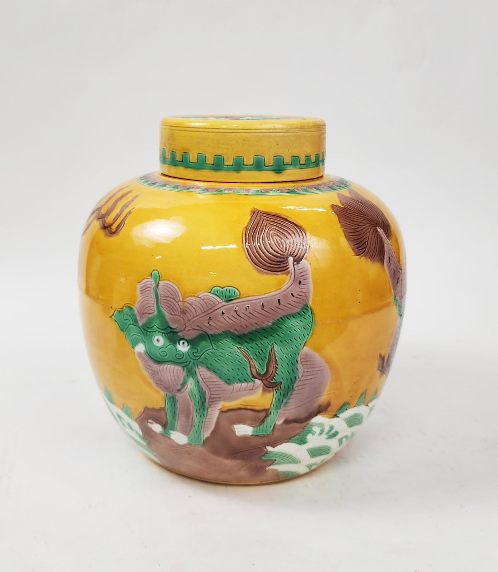 Antique Chinese Sancai Glazed Porcelain Jar (1 of 6)