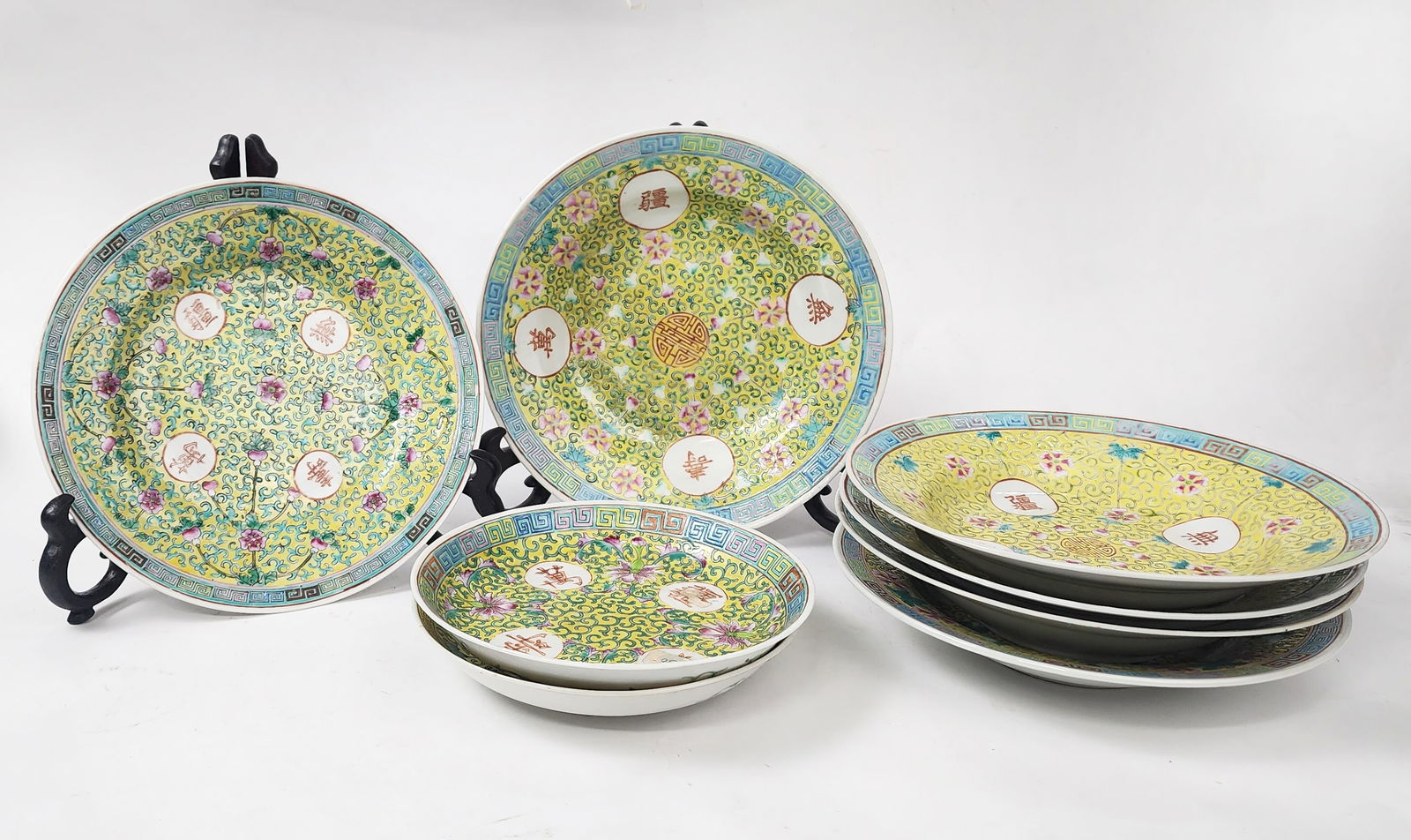 Lot of 8 Chinese Export Yellow Ground Enameled Porcelain Plates (1 of 19)