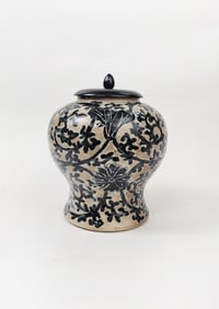 Antique Chinese Black & Crackle Glazed Porcelain Jar