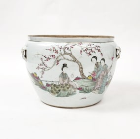 Antique Chinese Famille Rose Porcelain Bowl