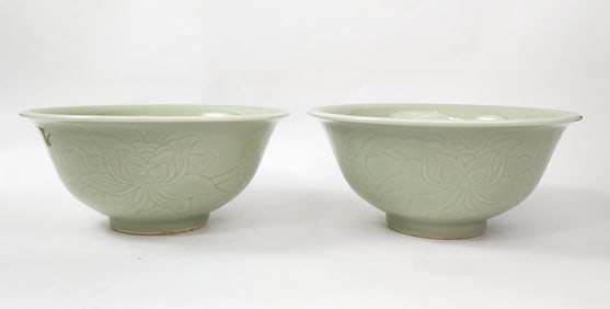 Pair of Vintage Chinese Longquan Celadon Porcelain Bowls