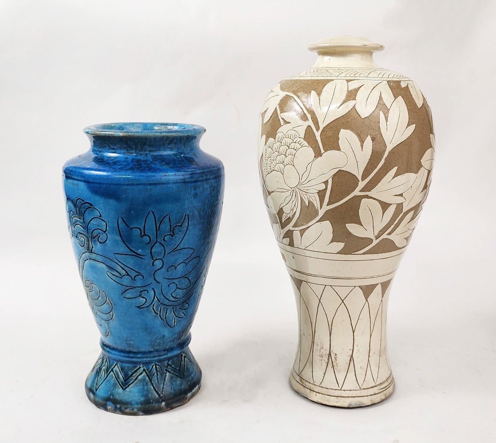 Lot of 2 Antique Chinese Turquoise & Cream Glazed Cizhou Ware Vases (1 of 12)