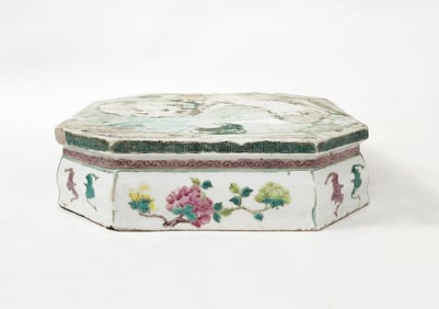Antique Chinese Famille Rose Porcelain Stand