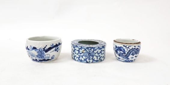 Lot of 3 Antique Chinese Blue & White Porcelain Small Scholar Bowls