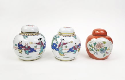 Lot of 3 Chinese Export Famille Rose Porcelain Small Jars