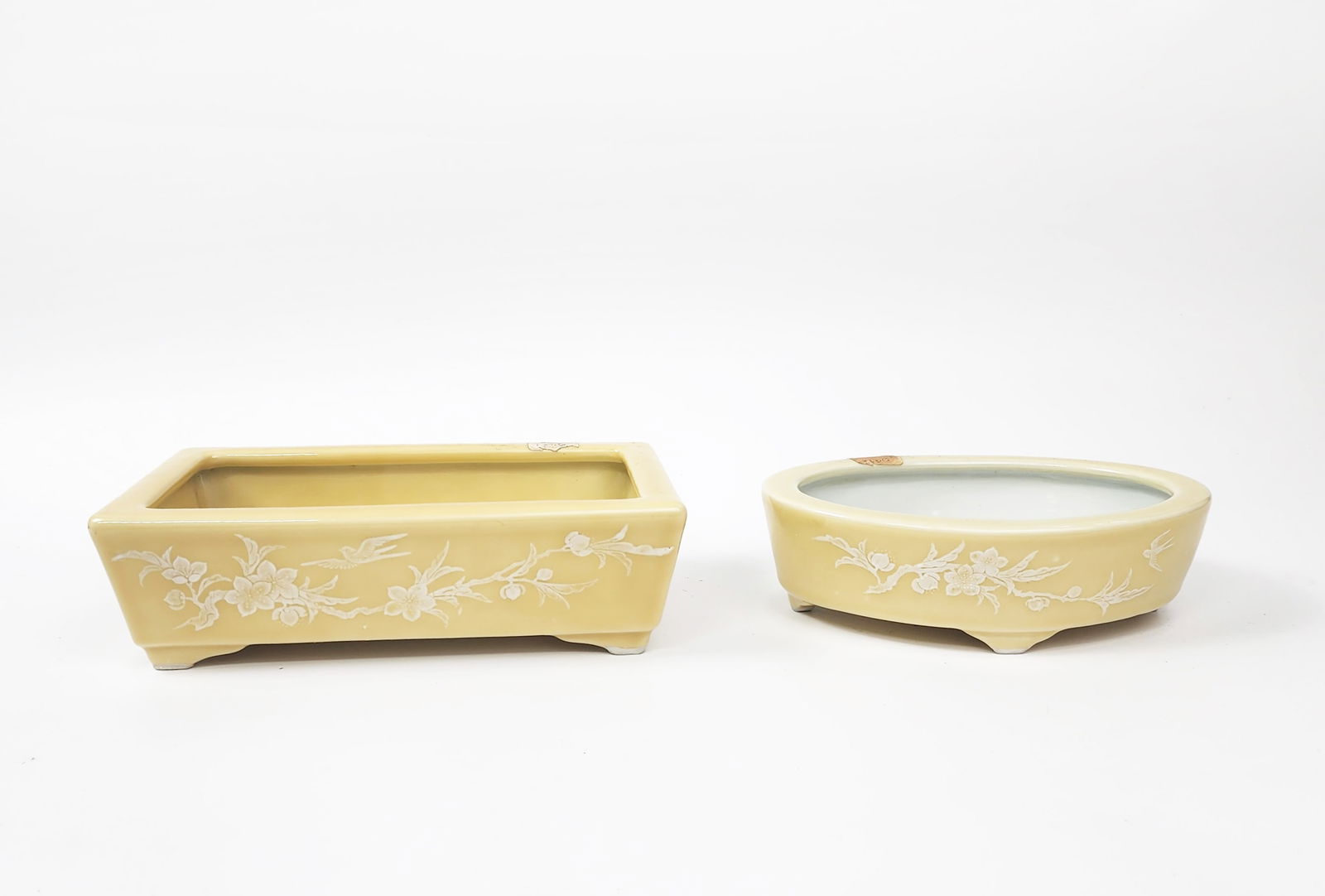 Lot of 2 Chinese Export Jingdezhen Yellow Glazed & White Enameled Bonsai Planters (1 of 5)
