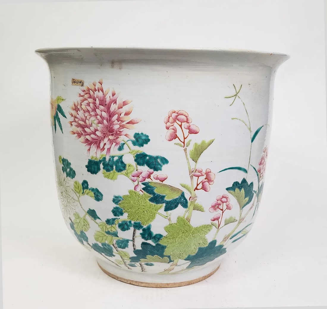 Antique Chinese Famille Rose Porcelain Large Planter (1 of 9)