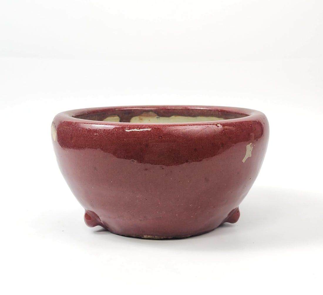 Antique Chinese Red Sang de Boeuf Glazed Porcelain Bowl: Antique Chinese Red Sang de Boeuf Glazed Porcelain Bowl, d. 9.5 inches, h. 5 in., ca. 19th century. Provenance: Estate of a New York collector/ dealer. The collection assembled between early 1950s to 