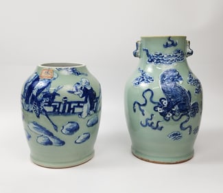 Lot of 2 Antique Chinese Blue & White Porcelain Vases