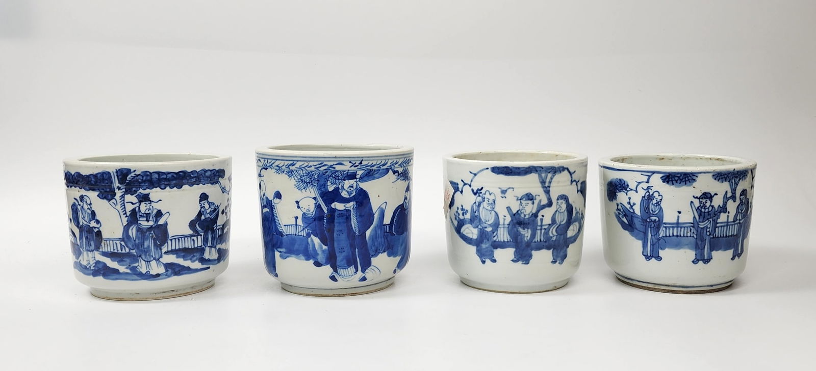 Lot of 4 Antique Chinese Blue & White Porcelain Brush Pots: Lot of 4 Antique Chinese Blue & White Porcelain Brush Pots, d. 5.25 inches, h. 4.5 in., circa late 19th- early 20th century. Provenance: Estate of a New York collector/ dealer. The collection assemble