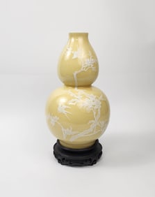 Chinese Export Jingdezhen Yellow Glazed Gourd Shape Porcelain Vase