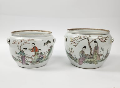Pair of Antique Chinese Famille Rose Porcelain Bowls