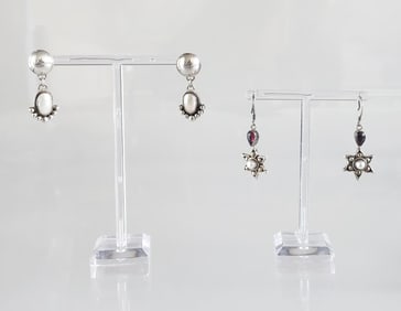 Estate Vintage Artie Yellowhorse Navajo Sterling Silver & Pearl Earrings