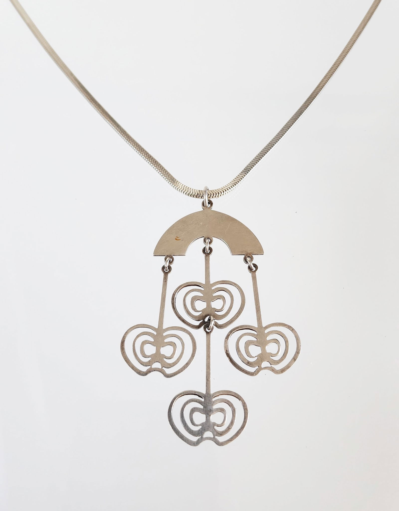 Estate Vintage Jorma Laine for Kultateollisuus Finland 830 Silver Modernist Apple Pendant Necklace, (1 of 6)