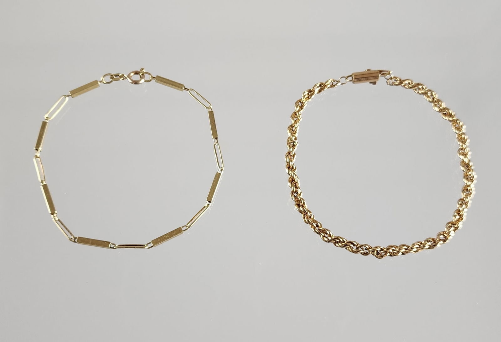 Estate Vintage Lot of Two 14k Gold Chain Bracelets (1 of 11)