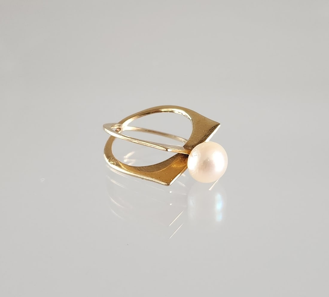 Estate Vintage 14K Gold & Pearl Modernist Ring, ca. 1970s (1 of 15)
