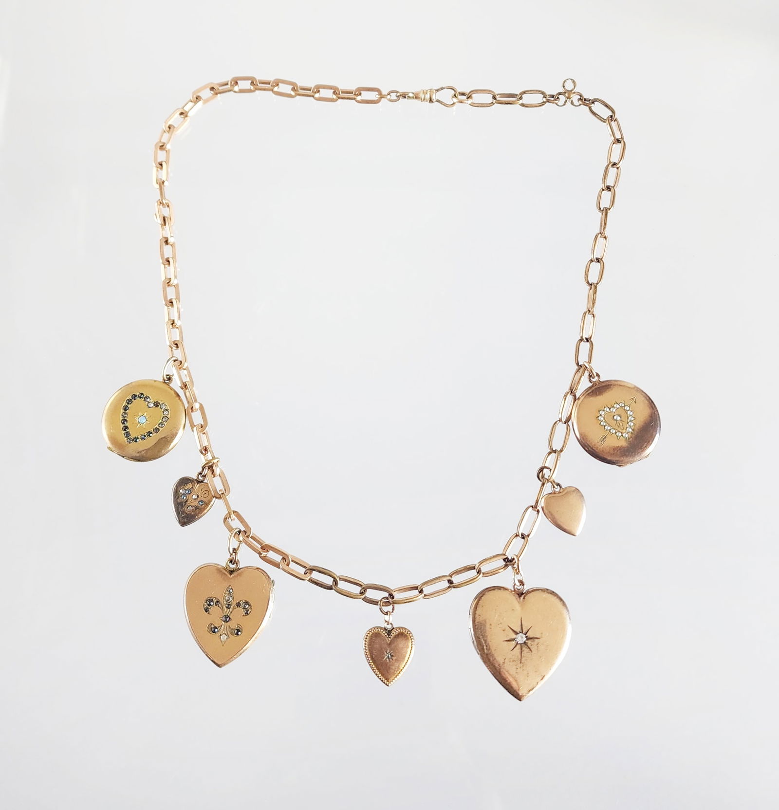 Estate Vintage Victorian Gold Filled Heart Locket Pendant Necklace (1 of 13)