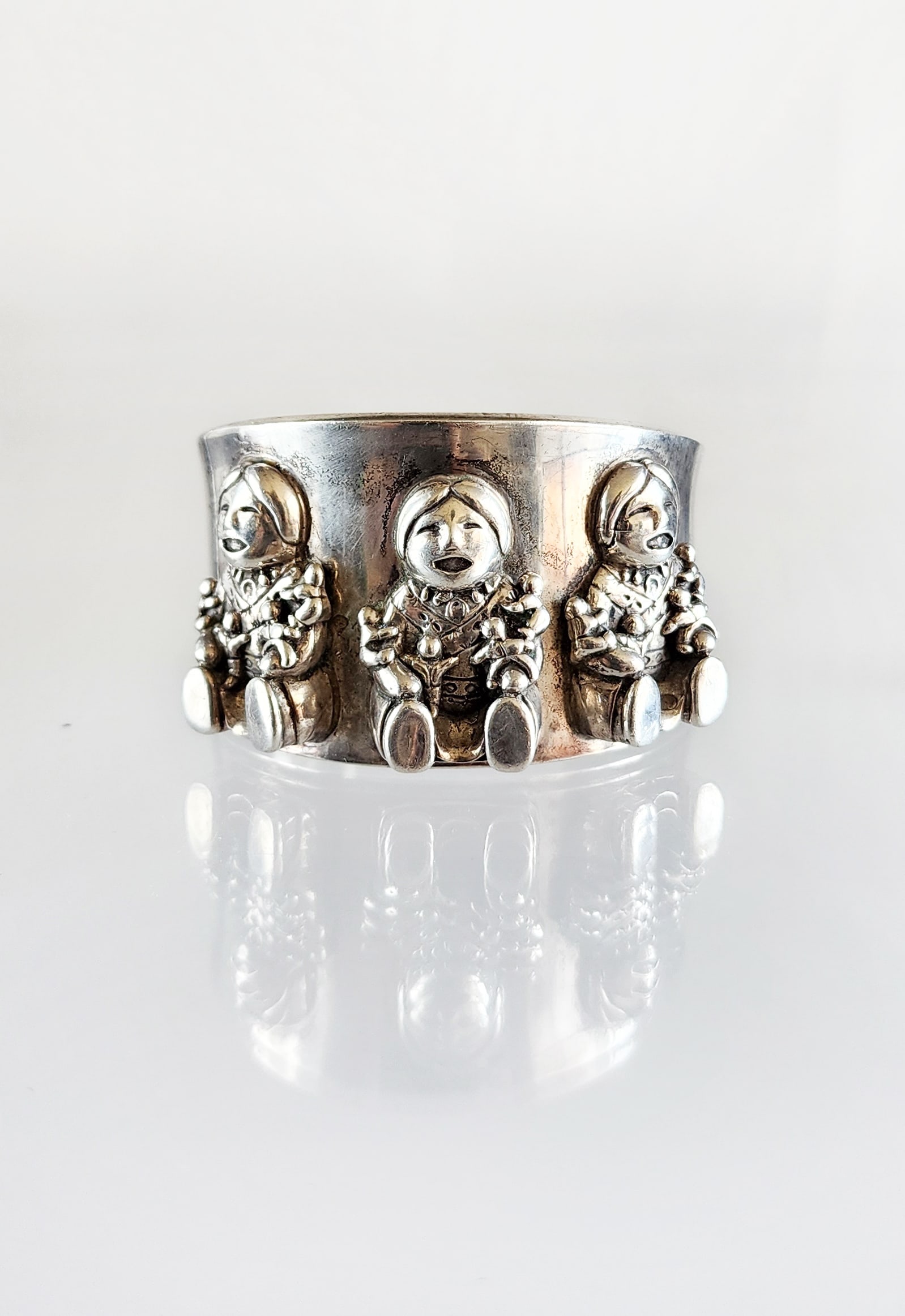 Estate Vintage Sunrise by Charles Trujillo Sandia Native American Sterling Silver Cuff Bracelet (1 of 8)