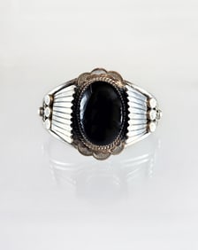 Estate Vintage Native American Sterling Silver & Onyx Cuff Bracelet